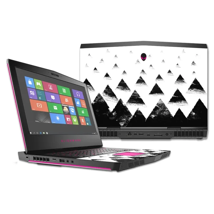 Black Hills 17″ (2016) Skin