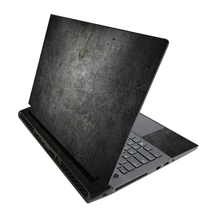 Scratched Up M17 R3 (2020) & M17 R4 (2021) Skin